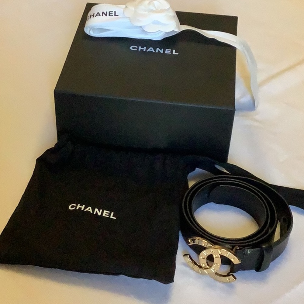 CHANEL LEATHER BELT 85-80